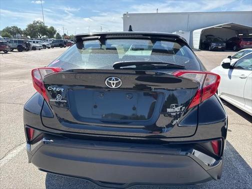 2021 Toyota C-HR XLE