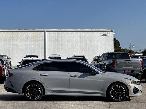 2022 Kia K5 GT-Line
