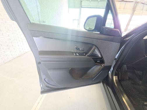 Eiger Grey Metallic 2024 Land Rover Range Rover Sport SE