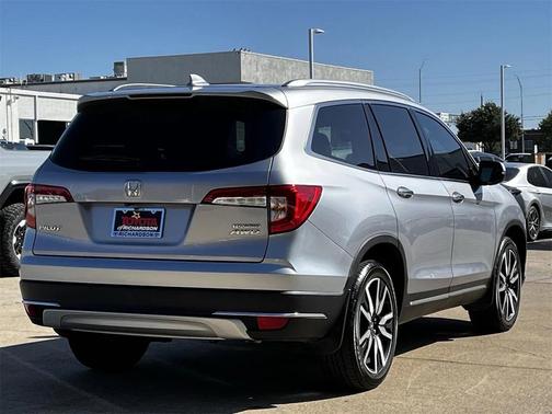2021 Honda Pilot Touring 8-Passenger