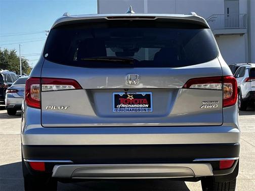 2021 Honda Pilot Touring 8-Passenger