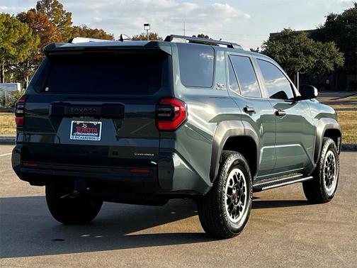 2025 Toyota 4Runner TRD Off Road