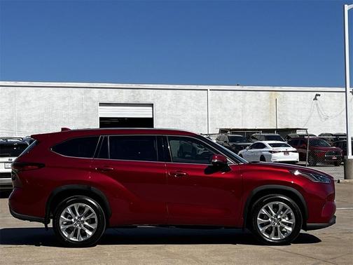2023 Toyota Highlander Limited