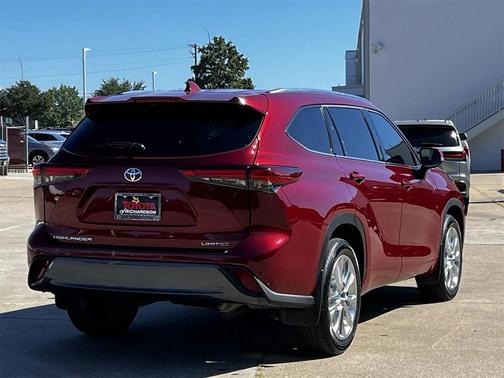 2023 Toyota Highlander Limited