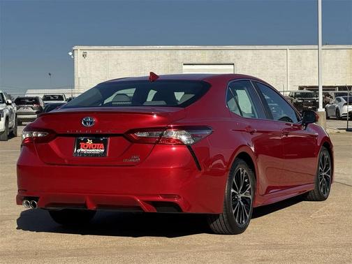 2019 Toyota Camry Hybrid SE