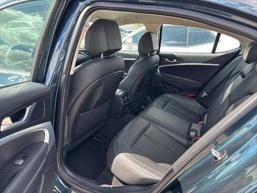 2023 Genesis G70 2.0T AWD