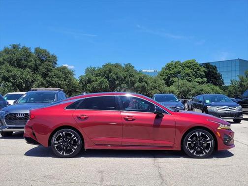 2022 Kia K5 GT-Line