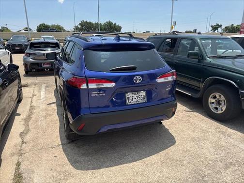 2024 Toyota Corolla Cross LE