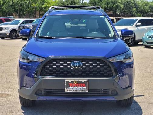 2024 Toyota Corolla Cross LE