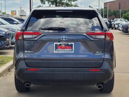 2023 Toyota RAV4 Hybrid XLE