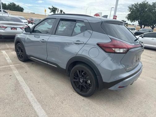 2024 Nissan Kicks SR