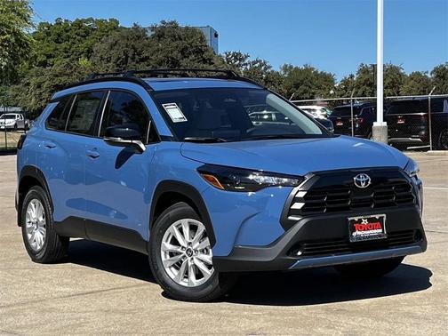 2026 Toyota Corolla Cross LE