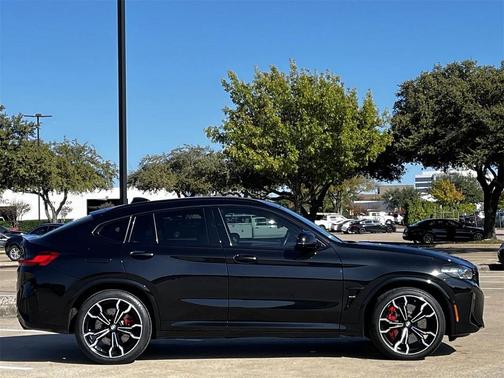 2024 BMW X4 M AWD