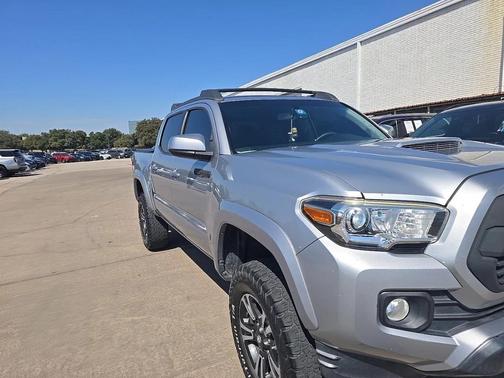 2017 Toyota Tacoma SR5