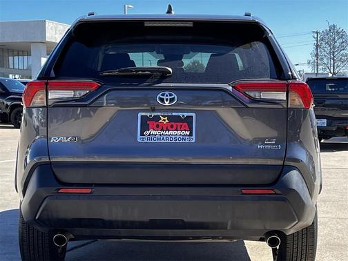 2024 Toyota RAV4 Hybrid LE