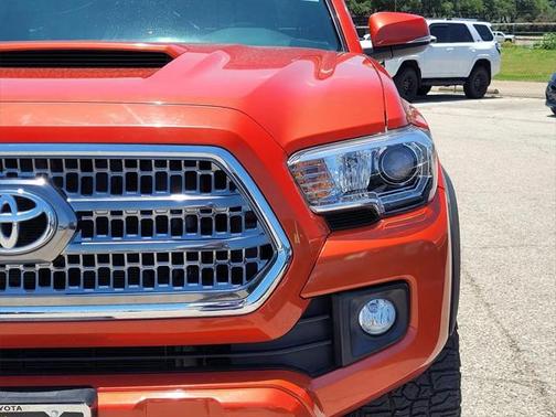 2017 Toyota Tacoma TRD Sport