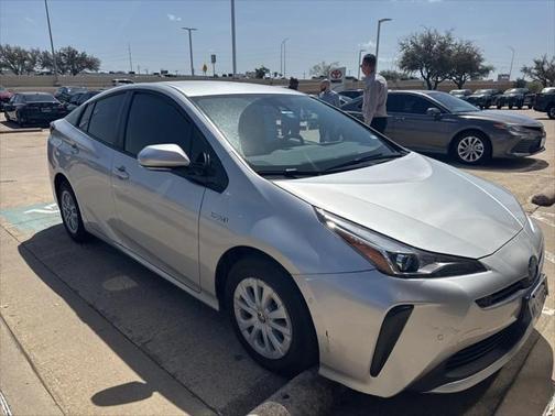 2019 Toyota Prius LE