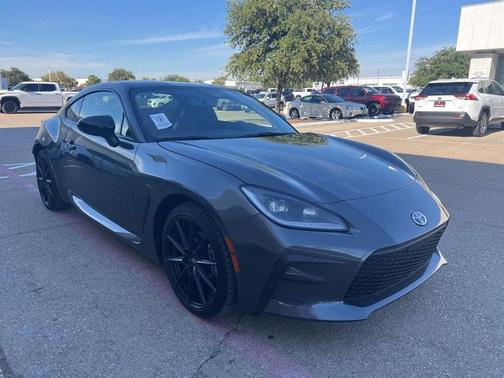 2024 Toyota GR86 Premium