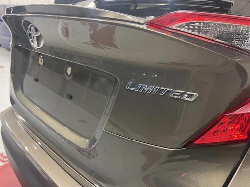 2021 Toyota C-HR Limited