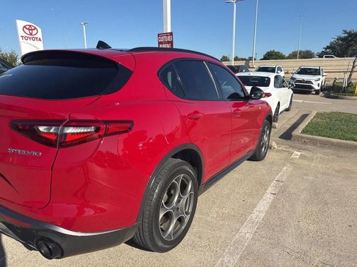 2022 Alfa Romeo Stelvio Ti