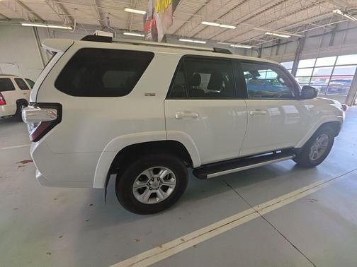 Ice Cap 2023 Toyota 4Runner SR5