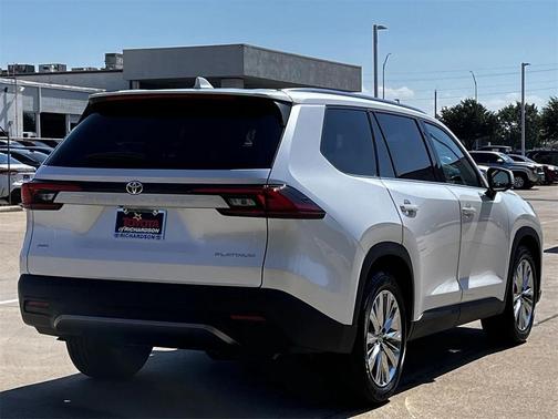 2025 Toyota Grand Highlander Platinum