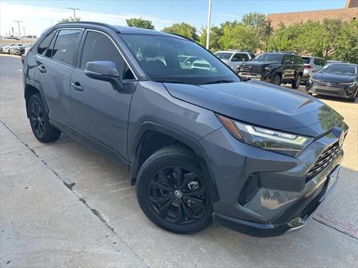 2023 Toyota RAV4 Hybrid SE