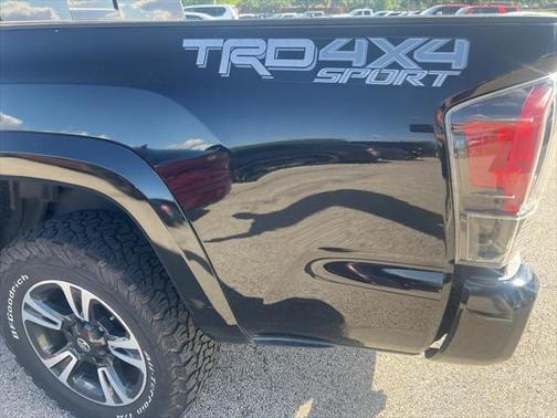 2017 Toyota Tacoma TRD Sport