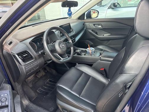 Caspian Blue Metallic 2023 Nissan Rogue SV