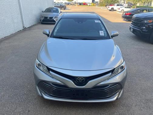 2019 Toyota Camry XLE