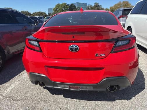 2025 Toyota GR86 Premium