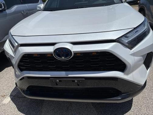 2023 Toyota RAV4 Hybrid SE