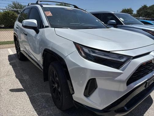 2023 Toyota RAV4 Hybrid SE