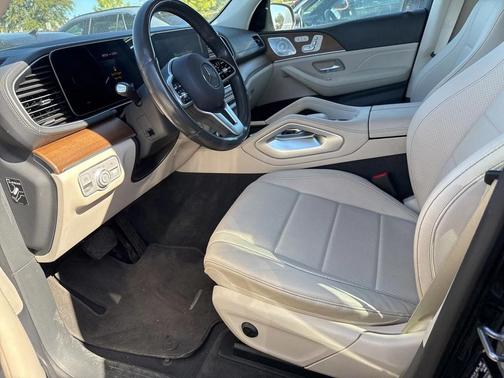 2020 Mercedes-Benz GLS 450 4MATIC