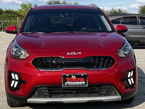 2022 Kia Niro LXS