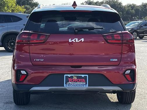 2022 Kia Niro LXS