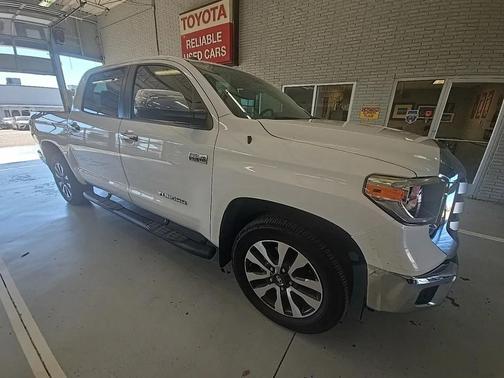 2018 Toyota Tundra SR5