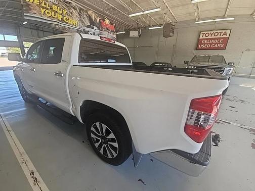 2018 Toyota Tundra SR5