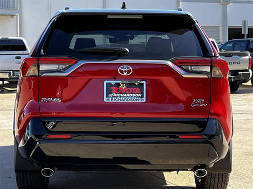 2025 Toyota RAV4 Hybrid SE