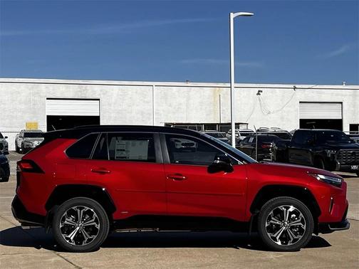 2025 Toyota RAV4 Hybrid SE