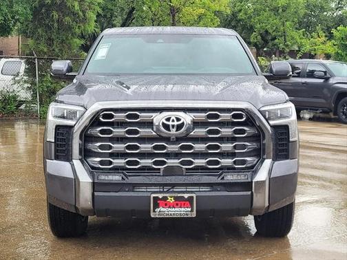 2025 Toyota Tundra Hybrid Platinum