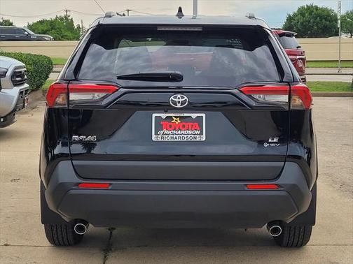 2025 Toyota RAV4 Hybrid LE