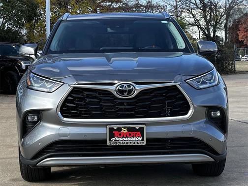 2025 Toyota Highlander Platinum