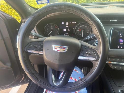 2022 Cadillac XT4 Sport