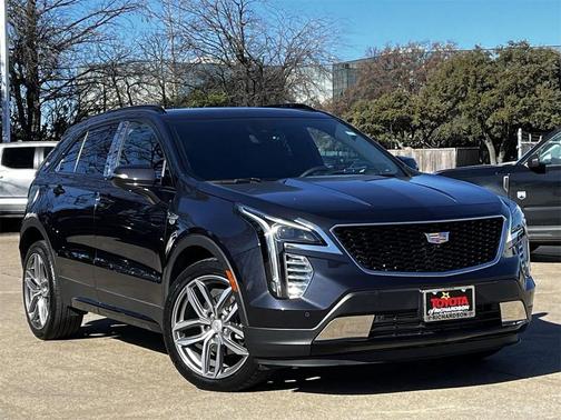 2022 Cadillac XT4 Sport