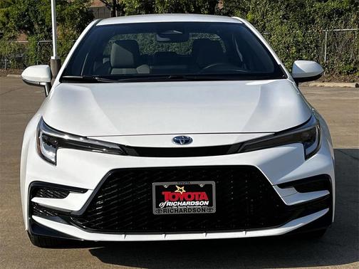 2024 Toyota Corolla Hybrid SE