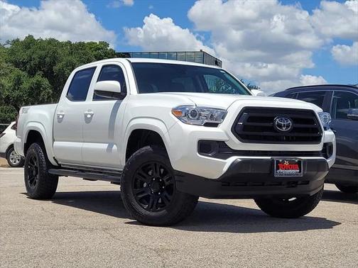 2022 Toyota Tacoma SR
