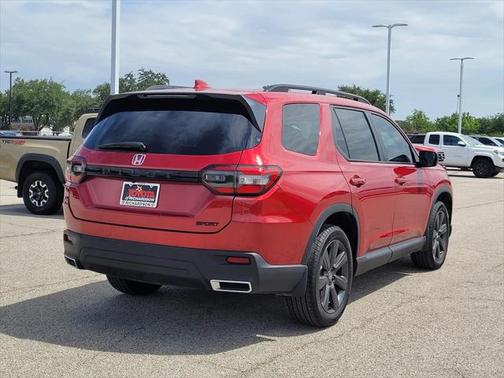 2025 Honda Pilot Sport
