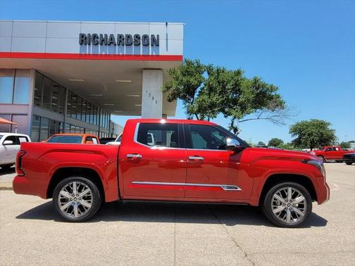 2023 Toyota Tundra Hybrid Capstone