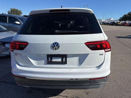 2018 Volkswagen Tiguan 2.0T SEL